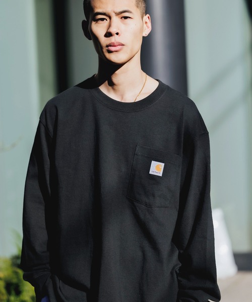 Carhartt（カーハート）の「carhartt/カーハート LOOSE FIT Workwear Pocket Long-Sleeve T-Shirts ビッグシルエット 無地 ワンポイント ポケットロンT（Tシャツ/カットソー・メンズ・ブラック/ダークブラウン/ネイビー/グリーン/ヘザーグレー/バーガンディー/チャコール・S/M/L/XL）」の2枚目の写真