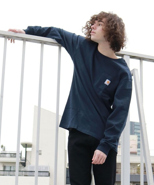 Carhartt（カーハート）の「carhartt/カーハート LOOSE FIT Workwear Pocket Long-Sleeve T-Shirts ビッグシルエット 無地 ワンポイント ポケットロンT（Tシャツ/カットソー・メンズ・ブラック/ダークブラウン/ネイビー/グリーン/ヘザーグレー/バーガンディー/チャコール・S/M/L/XL）」の19枚目の写真