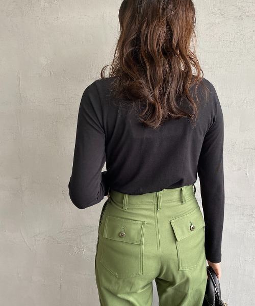 HANES（ヘインズ）の「[HANES/ヘインズ] UNDIES PLUS+ スキンコントロール モックネックTシャツ（Tシャツ/カットソー・レディース・ホワイト/ブラック・F）」の14枚目の写真