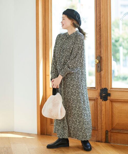 le.coeur blanc（ルクールブラン）の「フラワーレオパードギャザーワンピース（ワンピース・レディース・ブルー系その他4/グレー系その他4・38）」の5枚目の写真