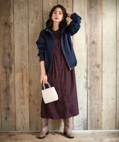 le.coeur blanc（ルクールブラン）の「フラワーレオパードギャザーワンピース（ワンピース・レディース・ブルー系その他4/グレー系その他4・38）」の11枚目の写真