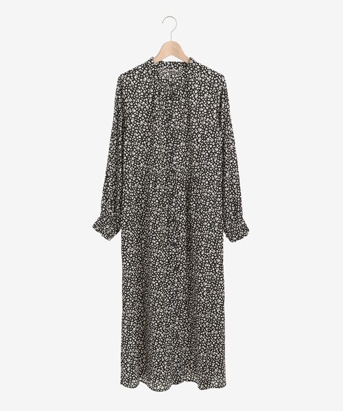 le.coeur blanc（ルクールブラン）の「フラワーレオパードギャザーワンピース（ワンピース・レディース・ブルー系その他4/グレー系その他4・38）」の17枚目の写真