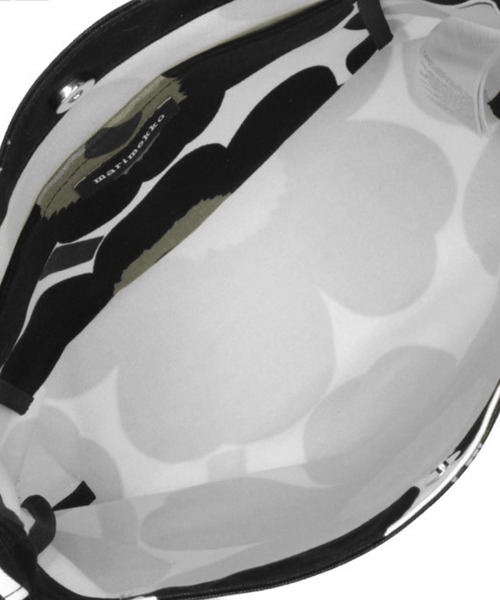 ECHELLE Liberte(エシェルリベルテ)の「marimekko Pieni Unikko Venni SHOULDER BAG マリメッコ ピエニ ウニッコ ヴェニ ショルダーバッグ(ショルダーバッグ・レディース・レッド/ブラック・FREE)」の9枚目の写真