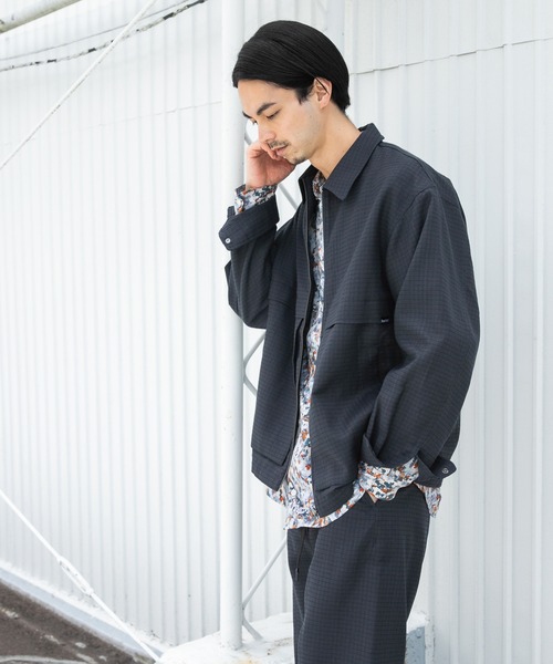 niko and...（ニコアンド）の「スマートテックショートブルゾン（その他アウター・メンズ・ネイビー/ブラウン/グレー/パープル・MEDIUM/LARGE）」の3枚目の写真