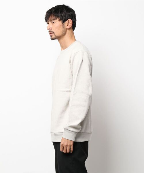 MEN'S BIGI（メンズビギ）の「フクレヘリンボーンカットソー（Tシャツ/カットソー・メンズ・オフホワイト/ブラック/サーモンピンク・01/02/03）」の5枚目の写真