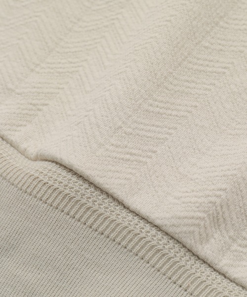 MEN'S BIGI（メンズビギ）の「フクレヘリンボーンカットソー（Tシャツ/カットソー・メンズ・オフホワイト/ブラック/サーモンピンク・01/02/03）」の16枚目の写真