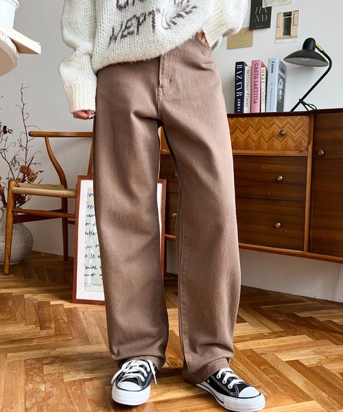 moment+(モーメントプラス)の「アソートセールカラーヘビーツイルストレートパンツ(デニムパンツ・レディース・パープル/ブラウン/ブラック/グレイッシュベージュ・S/M/L)」の2枚目の写真