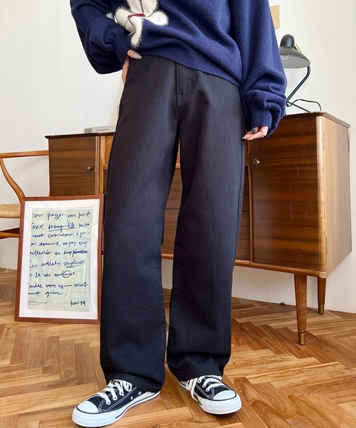 moment+(モーメントプラス)の「アソートセールカラーヘビーツイルストレートパンツ(デニムパンツ・レディース・パープル/ブラウン/ブラック/グレイッシュベージュ・S/M/L)」の1枚目の写真