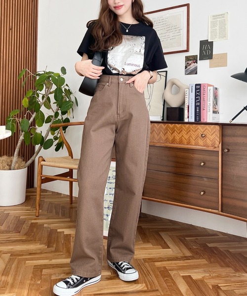 moment+(モーメントプラス)の「アソートセールカラーヘビーツイルストレートパンツ(デニムパンツ・レディース・パープル/ブラウン/ブラック/グレイッシュベージュ・S/M/L)」の11枚目の写真