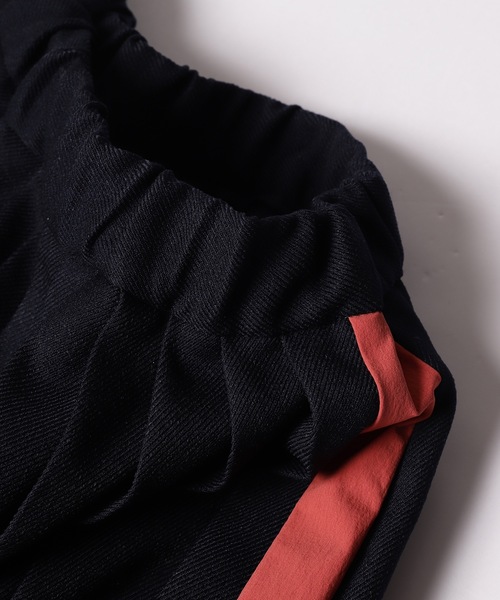 bedsidedrama（ベットサイドドラマ）の「【SAMVA】Line Pleats Skirt（スカート・レディース・ネイビー/ブラック・1）」の13枚目の写真