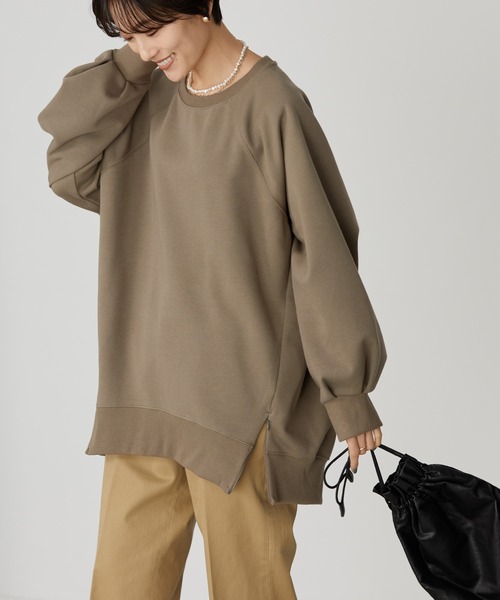 AMERICAN HOLIC（アメリカンホリック）の「サイドZIPコクーンポンチチュニック（Tシャツ/カットソー・レディース・サックスブルー/モカ/アイボリー/チャコールグレー・M/L）」の3枚目の写真