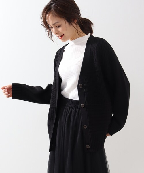 DRESKIP（ドレスキップ）の「◆綿混バルキ－パッチワーク風ニットカーディガン（カーディガン/ボレロ・レディース・ブラック/オフホワイト/グリーン系・02/03/04）」の20枚目の写真