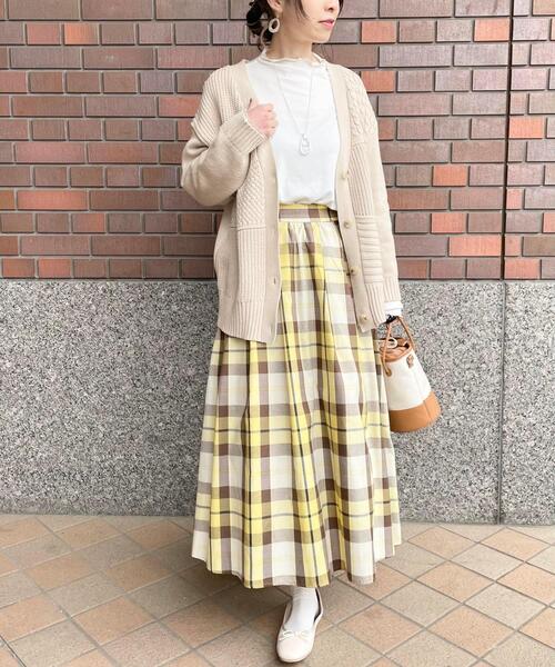 DRESKIP（ドレスキップ）の「◆綿混バルキ－パッチワーク風ニットカーディガン（カーディガン/ボレロ・レディース・ブラック/オフホワイト/グリーン系・02/03/04）」の16枚目の写真