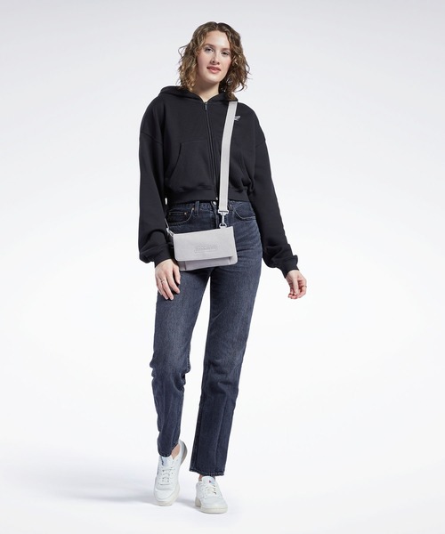 Reebok(リーボック)の「クラシックレザー バッグ / Classics Leather Bag /(ショルダーバッグ・メンズ・ライトグレー・FREE)」の4枚目の写真