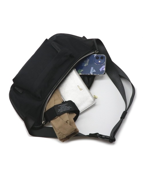 GUSCIO UOMO（グッシオ ウォーモ）の「【グッシオ ウォーモ】カジュアル ウエストポーチ　ボディバッグ（ボディバッグ/ウエストポーチ・メンズ・ブラック/グレー/カーキ・FREE）」の5枚目の写真