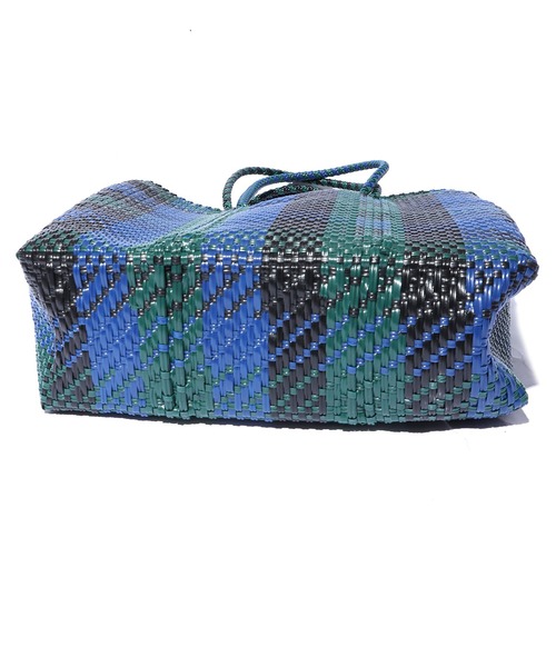OJO DE MEX（オホデメックス）の「OJO DE MEX/オホデメックス Plastico CAGO Tote Check S カゴバッグ チェック（かごバッグ・レディース・ブラック系・ONE SIZE）」の4枚目の写真