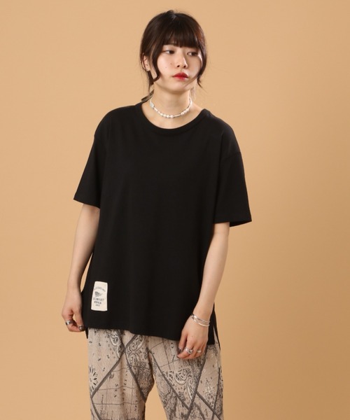 AVIREX（アヴィレックス）の「SATIN WAPPEN T-SHIRT/ サテンワッペンティーシャツ（Tシャツ/カットソー・レディース・オフホワイト/ブラック/ネイビー・FREE）」の9枚目の写真