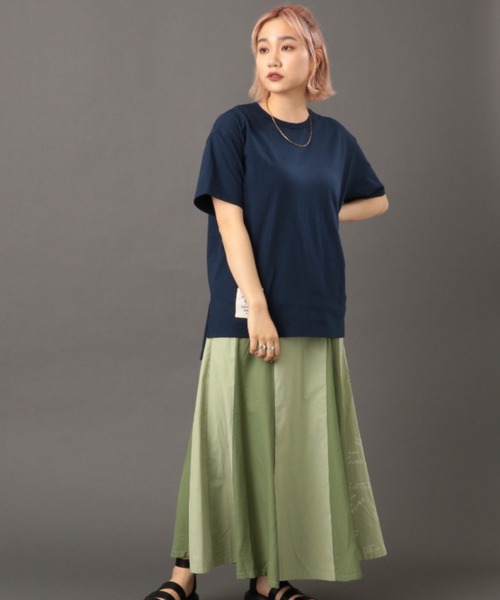 AVIREX（アヴィレックス）の「SATIN WAPPEN T-SHIRT/ サテンワッペンティーシャツ（Tシャツ/カットソー・レディース・オフホワイト/ブラック/ネイビー・FREE）」の15枚目の写真