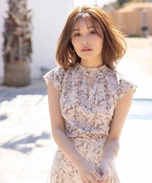 Marble flowerベルト付ノースリトップス