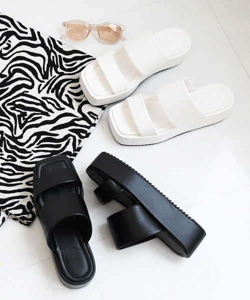 NOFALL(ノーフォール)の「プラットフォームミュールサンダル(サンダル・レディース・ブラック/ホワイト・M/S/L/LL)」の3枚目の写真