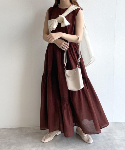 w closet（ダブルクローゼット）の「レースノースリギャザーワンピース（ワンピース・レディース・オフホワイト/グリーン/ブラウン系その他・FREE）」の9枚目の写真