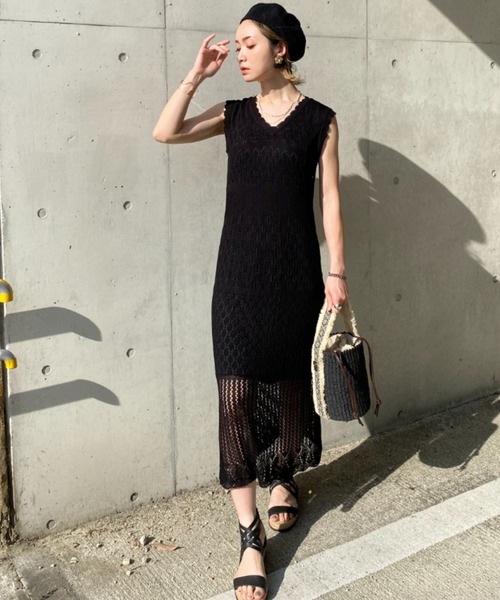 deux amour(ドゥーザムール)の「透かしニットロングワンピース(ワンピース・レディース・ピンク/ベージュ/ブルー/ブラック・MEDIUM)」の2枚目の写真