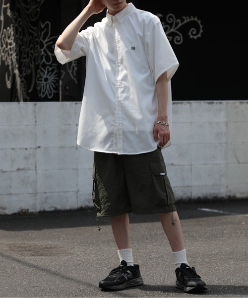 SETUP7（セットアップセブン）の「【SETUP7】オーバーシルエット刺繍入り半袖シャツ　ハーフスリーブシャツ　ストライプ　/　チェック（シャツ/ブラウス・メンズ・ホワイト/ベージュ/ブルー/ブラック/サックスブルー/ホワイト系その他2/ネイビー/ライトグリーン・FREE/L/M）」の12枚目の写真