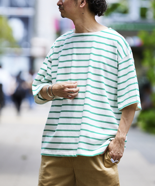 JOURNAL STANDARD relume（ジャーナルスタンダード　レリューム）の「オーバーサイズ ボートネックボーダーTシャツ（Tシャツ/カットソー・メンズ・ブラック/グリーン/ブルー/ネイビー・MEDIUM/LARGE）」の12枚目の写真