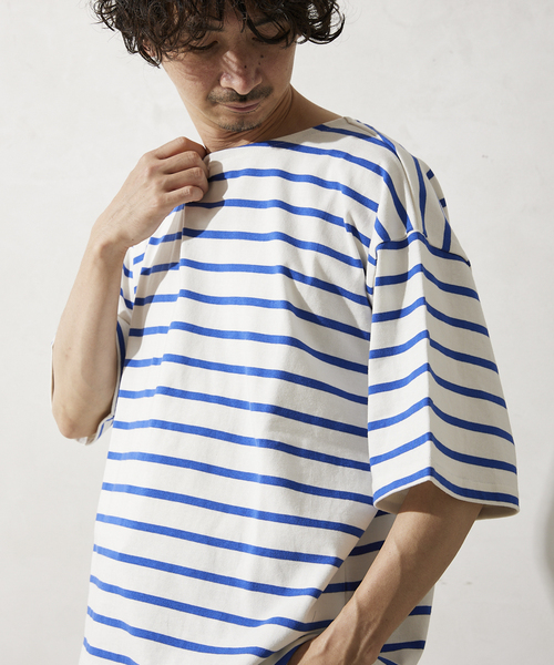 JOURNAL STANDARD relume（ジャーナルスタンダード　レリューム）の「オーバーサイズ ボートネックボーダーTシャツ（Tシャツ/カットソー・メンズ・ブラック/グリーン/ブルー/ネイビー・MEDIUM/LARGE）」の19枚目の写真