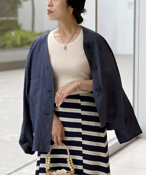 IENA LA BOUCLE（イエナラブークル）の「IENA LA BOUCLE 麻シーチングVネックブルゾン（ブルゾン・レディース・ネイビー/カーキ/アイボリー・FREE）」の3枚目の写真