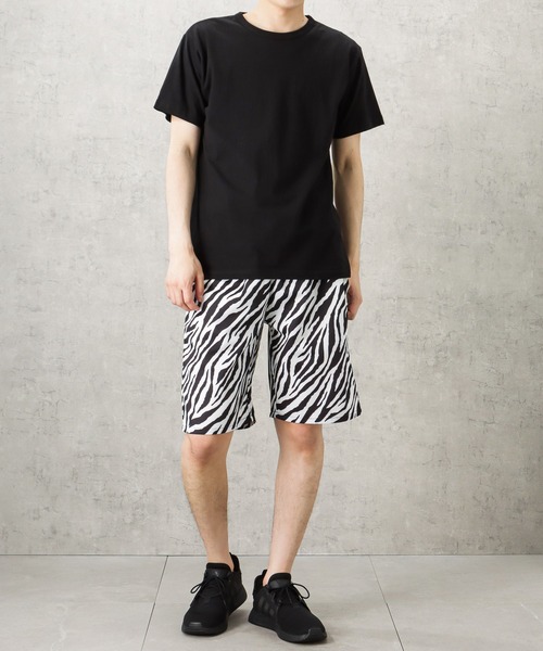 総柄 ショートパンツ ブラック ホワイト URBAN COLLECTION（アーバンコレクション）の「総柄イージーショート