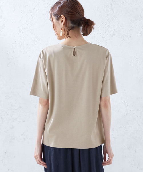 DECOY SINCE 1981(デコイシンスイチキュウハチイチ)の「【接触冷感】刺しゅう切替プルオーバー(Tシャツ/カットソー・レディース・ネイビー/カーキ/モカ・M/L)」の5枚目の写真