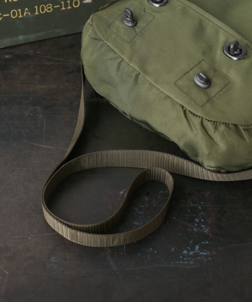 MILITARY(ミリタリー)の「実物 新品 デッドストック オランダ軍 ファーストエイド メディカル ショルダーバッグ SOLID(ショルダーバッグ・メンズ・オリーブ・ONE SIZE)」の9枚目の写真