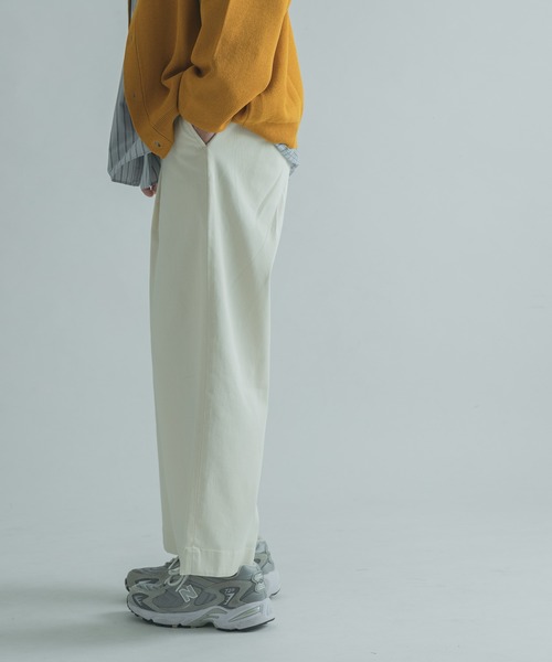 FORK&SPOON（フォークアンドスプーン）の「FORK&SPOON　ワンタックチノパンツ（チノパンツ・メンズ・オレンジ系その他/ホワイト系その他/グリーン系その他/チャコールグレー/ブラック・5/4）」の12枚目の写真