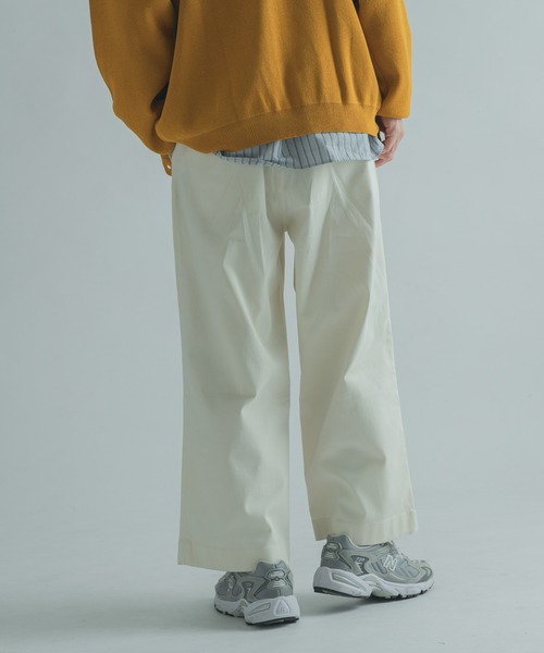 FORK&SPOON（フォークアンドスプーン）の「FORK&SPOON　ワンタックチノパンツ（チノパンツ・メンズ・オレンジ系その他/ホワイト系その他/グリーン系その他/チャコールグレー/ブラック・5/4）」の14枚目の写真