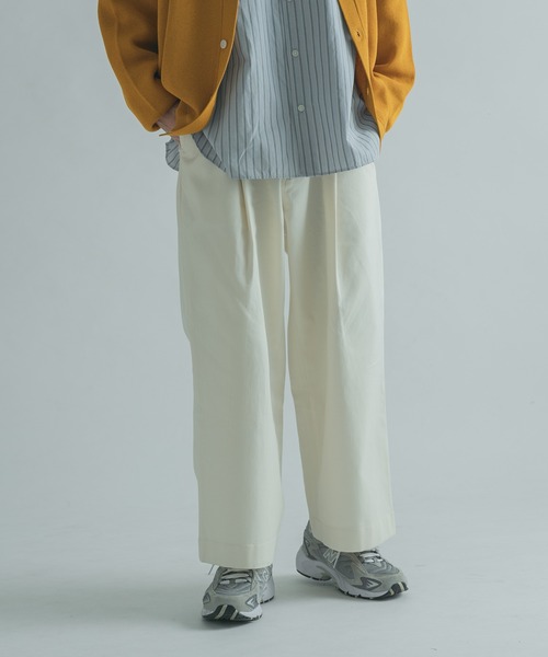 FORK&SPOON（フォークアンドスプーン）の「FORK&SPOON　ワンタックチノパンツ（チノパンツ・メンズ・オレンジ系その他/ホワイト系その他/グリーン系その他/チャコールグレー/ブラック・5/4）」の16枚目の写真