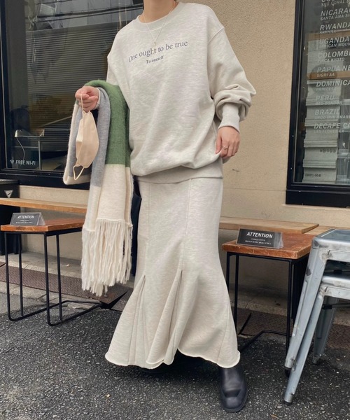 値下げ☆新品☆wafflish waffle　ボアトッピングアーミースカート WILLFULLY（ウィルフリー）の「AW cut hem sweat depth flare SK