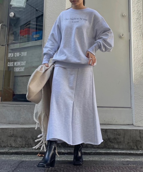WILLFULLY（ウィルフリー）の「AW cut hem sweat depth flare SK（スカート・レディース・ヘザーグレー/オートミール・FREE）」の11枚目の写真