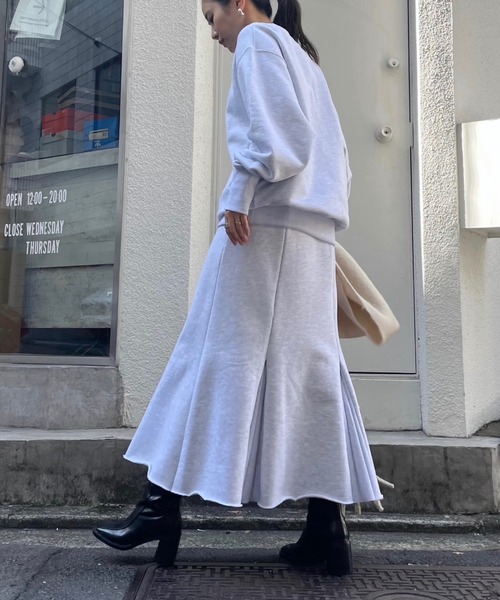 WILLFULLY（ウィルフリー）の「AW cut hem sweat depth flare SK（スカート・レディース・ヘザーグレー/オートミール・FREE）」の14枚目の写真