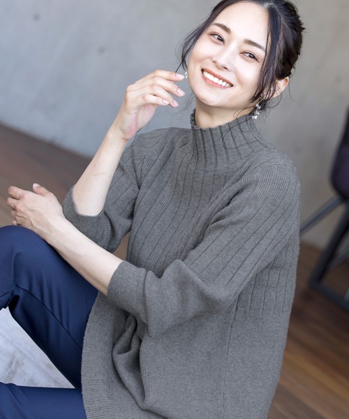 Tiaclasse(ティアクラッセ)の「【洗える】もっちり柔らかいハーフリブニットチュニック(チュニック・レディース・ピンク/モカ/サックスブルー/アイボリー/グレー・XL/XXL)」の18枚目の写真
