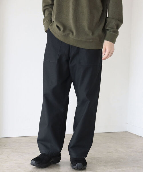 B:MING by BEAMS（ビーミングバイビームス）の「GUNG HO x B:MING by BEAMS / 別注 4POCKET WIDE FATIGUE TROUSER（カーゴパンツ・メンズ・ブラック/オリーブ・MEDIUM/LARGE/SMALL）」の2枚目の写真