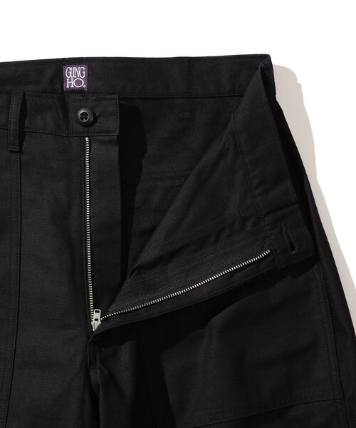 B:MING by BEAMS（ビーミングバイビームス）の「GUNG HO x B:MING by BEAMS / 別注 4POCKET WIDE FATIGUE TROUSER（カーゴパンツ・メンズ・ブラック/オリーブ・MEDIUM/LARGE/SMALL）」の5枚目の写真