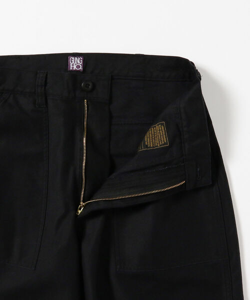 B:MING by BEAMS（ビーミングバイビームス）の「GUNG HO x B:MING by BEAMS / 別注 4POCKET WIDE FATIGUE TROUSER（カーゴパンツ・メンズ・ブラック/オリーブ・MEDIUM/LARGE/SMALL）」の17枚目の写真