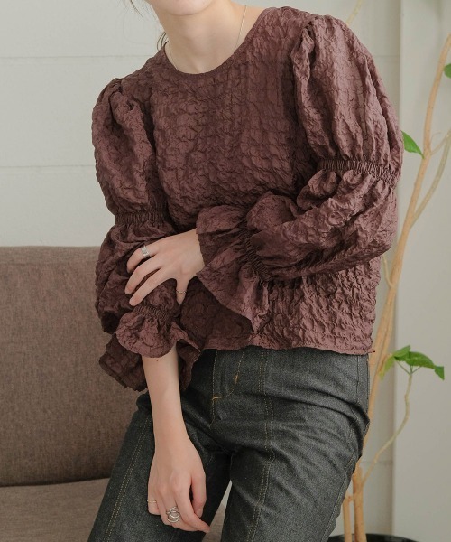 Bab(バブ)の「ふくれジャガードトップス(シャツ/ブラウス・レディース・ベージュ/ブラウン・M)」の7枚目の写真