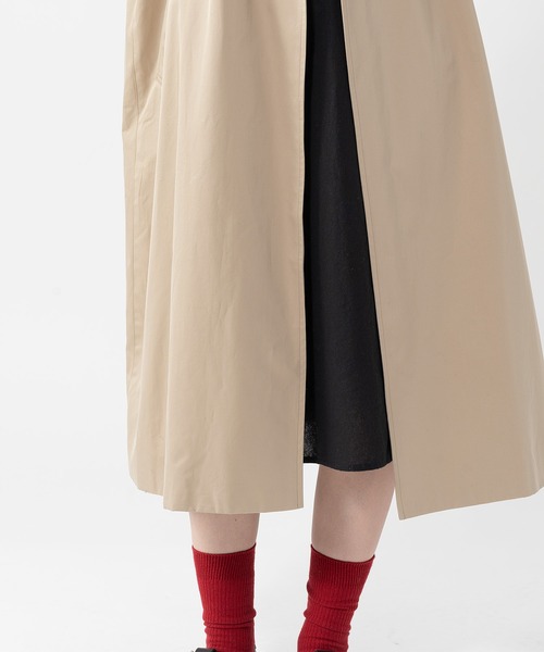 GRANDMA MAMA DAUGHTER（グランマママドーター）の「∴【 GRANDMA MAMA DAUGHTER / グランマ ママ ドーター 】ROUND COLLAR LONG COAT ラウンドカラー ロングコート GJ2232361 KTC（ステンカラーコート・レディース・ネイビー/ベージュ・1）」の11枚目の写真