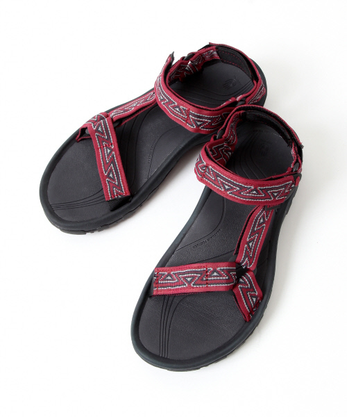 Teva（テバ）の「Teva HURRICANE XLT M（サンダル・メンズ・ブラック/レッド・26/27/25）」の18枚目の写真