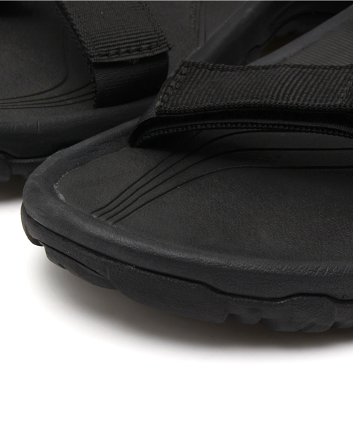 Teva（テバ）の「Teva HURRICANE XLT M（サンダル・メンズ・ブラック/レッド・26/27/25）」の6枚目の写真