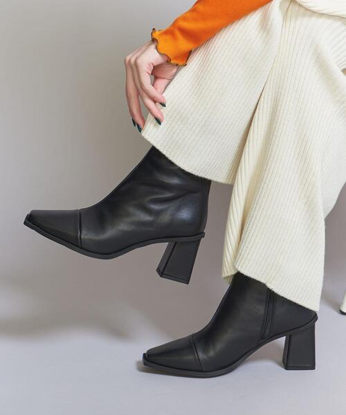 Carmen Salas(カルメンサラス)の「<CARMEN SALAS>レザー スクエアポインテッドトゥ ブーツ(ブーツ・レディース・ブラック・37/36/38)」の1枚目の写真