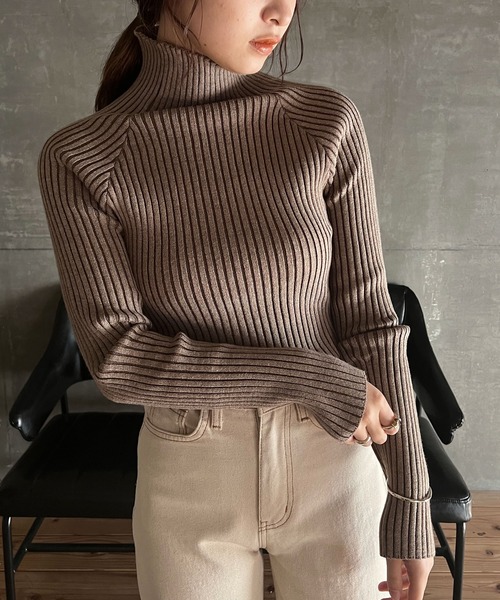cona(コナ)の「【ZOZO限定】タートルリブニット(ニット/セーター・レディース・グレイッシュベージュ/テラコッタ/ベージュ・FREE)」の21枚目の写真