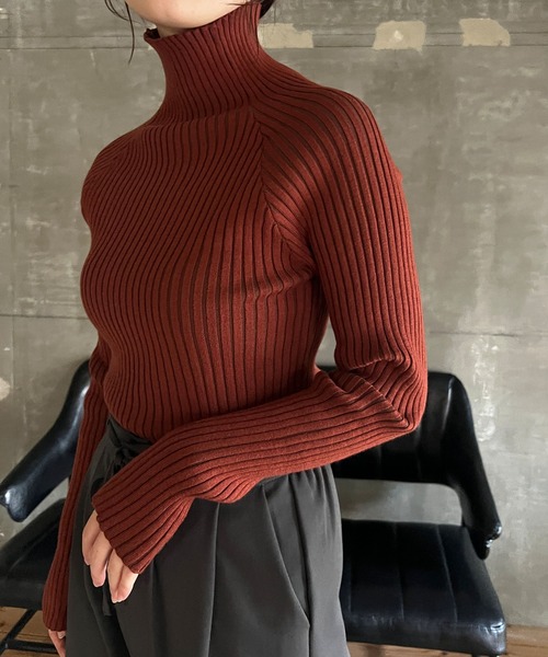 cona(コナ)の「【ZOZO限定】タートルリブニット(ニット/セーター・レディース・グレイッシュベージュ/テラコッタ/ベージュ・FREE)」の14枚目の写真
